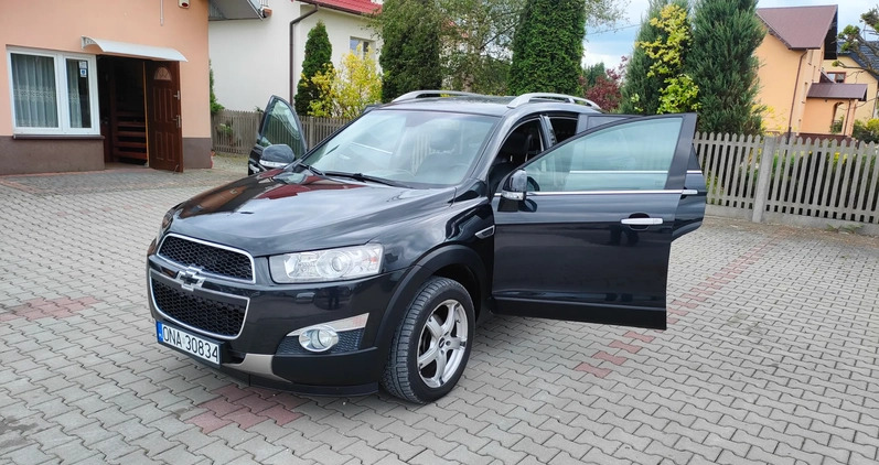 Chevrolet Captiva cena 39500 przebieg: 177000, rok produkcji 2011 z Staszów małe 529